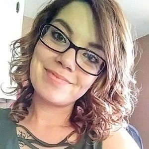 Meet your Posher, Hailey